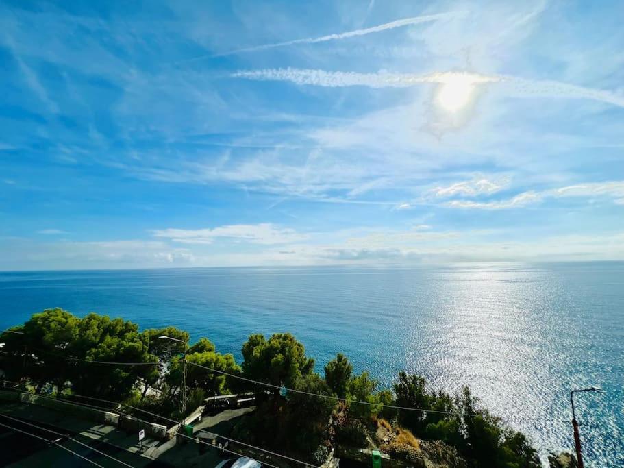 Suite Sunset 21 - Fronte Mare Sanremo Luaran gambar