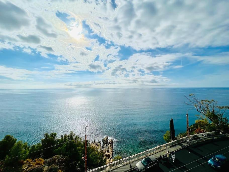 Suite Sunset 21 - Fronte Mare Sanremo Luaran gambar
